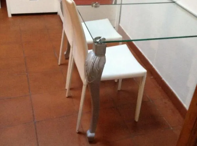 Cozy House In The Heart Of Trastevere * Rom